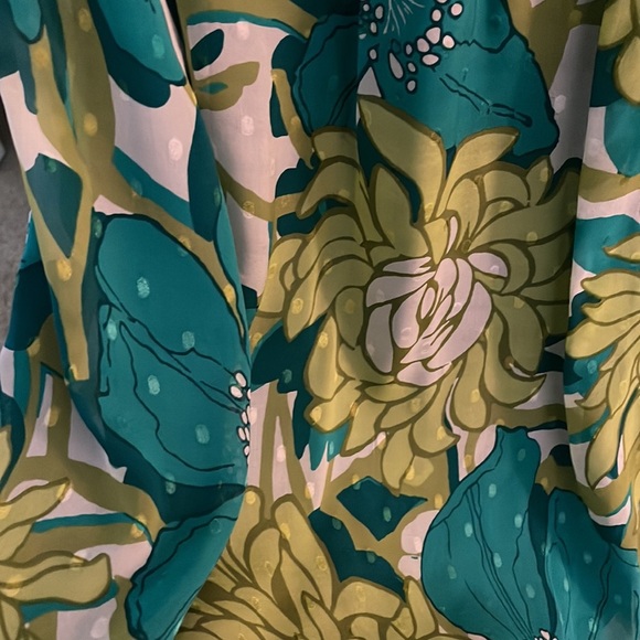 Lightly lined halter dress - Picture 4 of 7